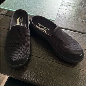 Skechers Arch Fit Slip-on Tennis Shoe (sneaker)